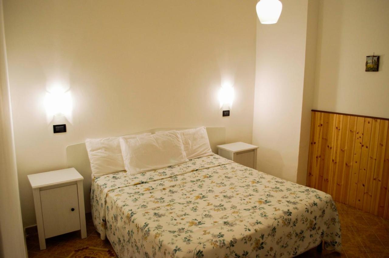 Angelino Hotel Barano dʼIschia